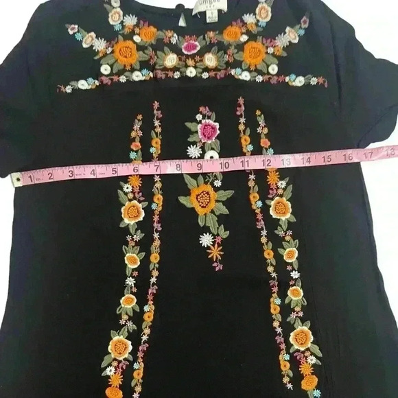 Umgee Embroidered Black Floral Flowy Mini Dress Size Small - Picture 8 of 13